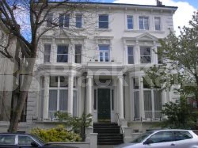 			2 Bedroom, 1 bath, 1 reception Flat			 Belsize Park Gardens, BELSIZE PARK NW3